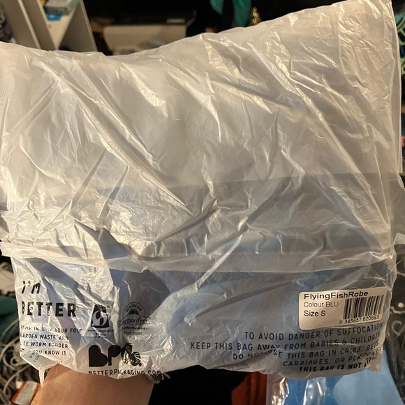 Blackmilk Flying Fish Robe - Picture 2 of 3